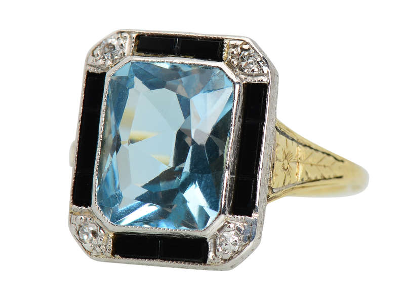 Contrast - Aquamarine Onyx Diamond Ring