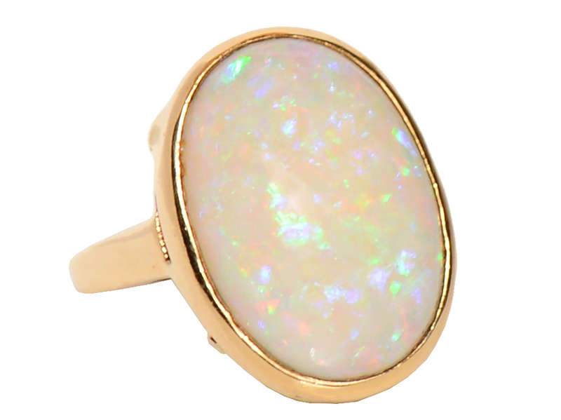 Vintage Vivacious - Australian Opal Gold Ring