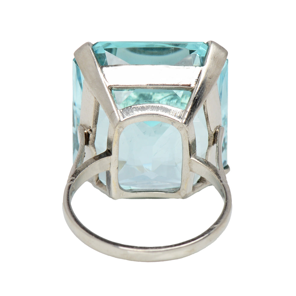 
                      
                        Grandeur in an Aquamarine Platinum Ring
                      
                    