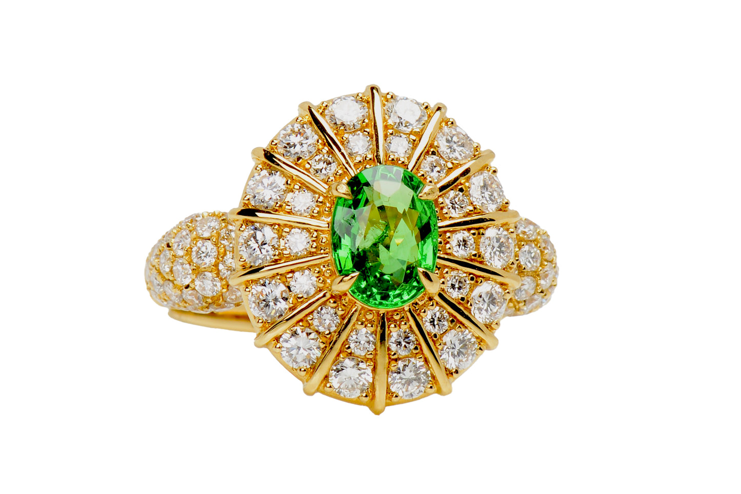 Enthralling Tsavorite Diamond Dinner Ring