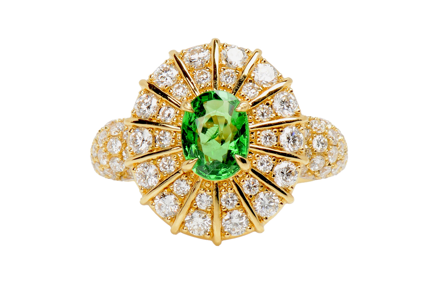 Enthralling Tsavorite Diamond Dinner Ring